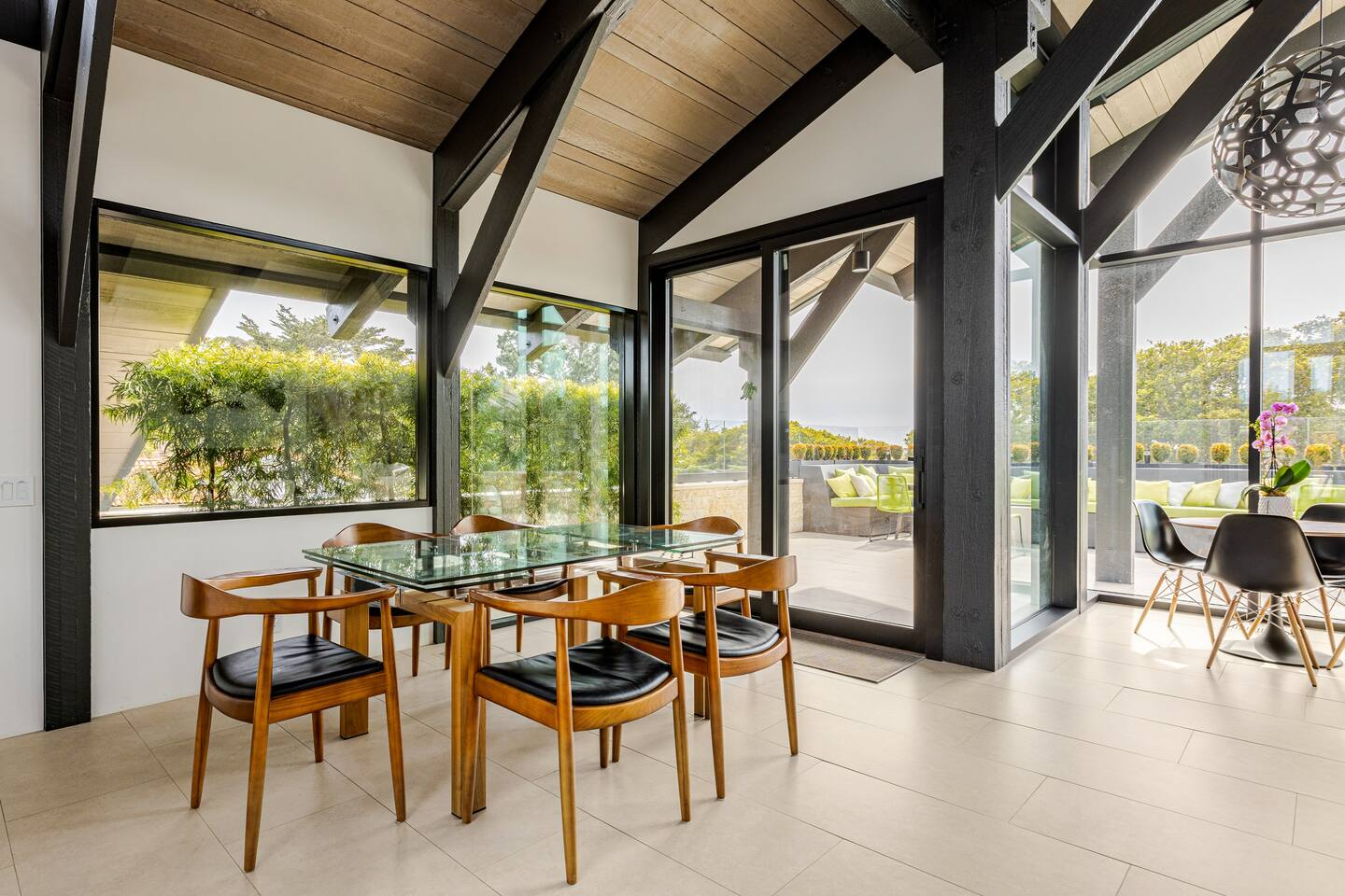 Breakfast nook